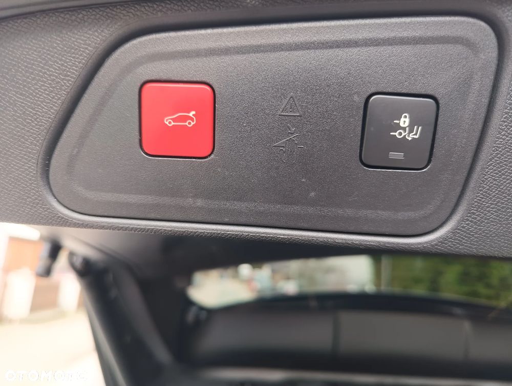 Peugeot 3008 225 e-EAT8 GT Pack - 23