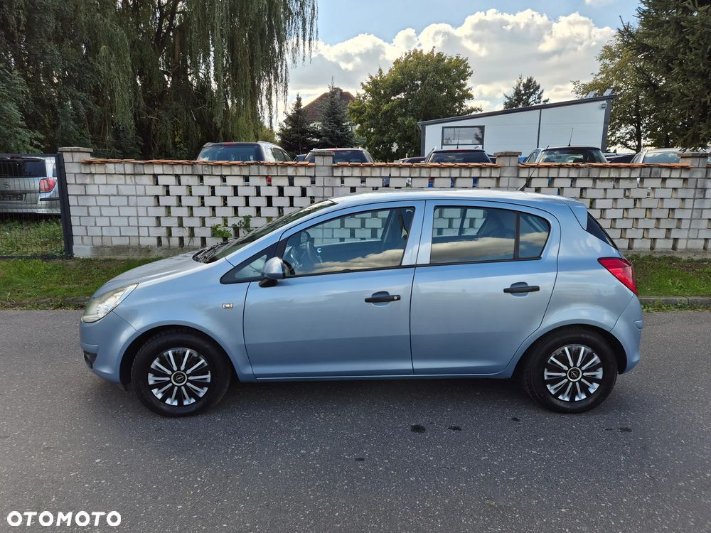 Opel Corsa 1.2 16V Cosmo - 10
