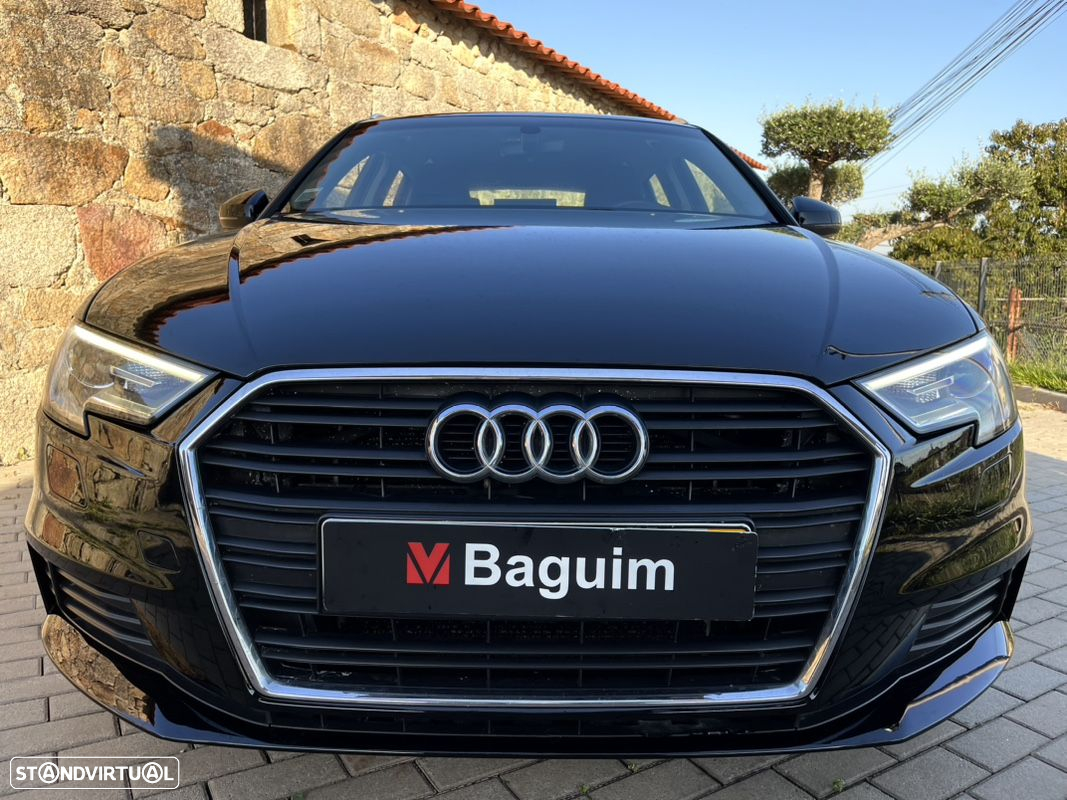 Audi A3 Sportback 1.6 TDI Design - 12