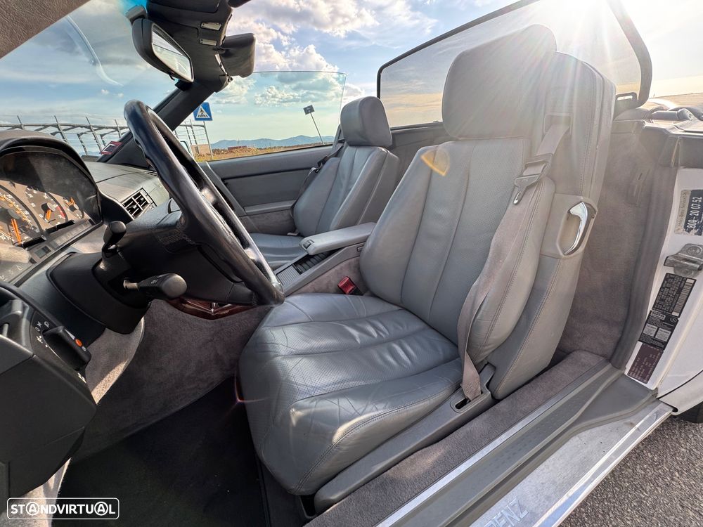 Mercedes-Benz SL 500 Standard - 11