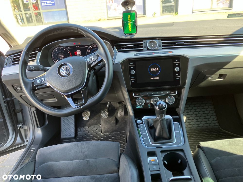 Volkswagen Passat 1.8 TSI BMT Highline - 31