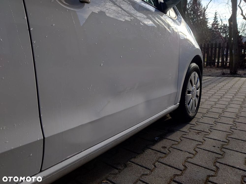 Volkswagen up! 1.0 move - 7