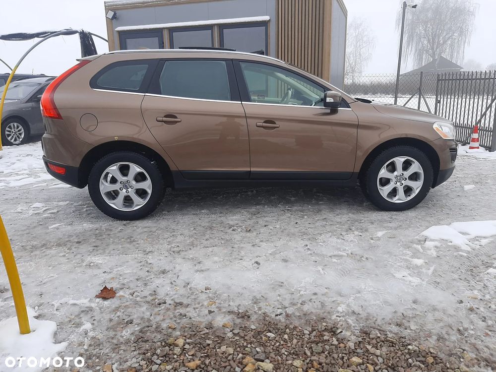 Volvo XC 60 2.4D Summum - 8