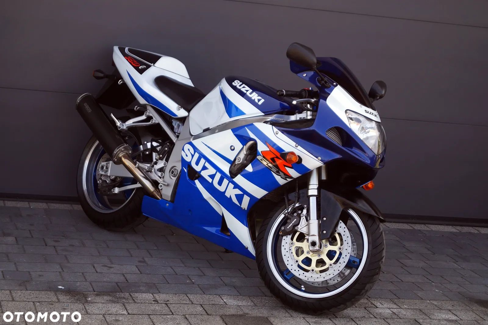 Suzuki GSX-R - 1