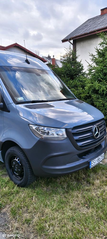 Mercedes-Benz Sprinter - 2