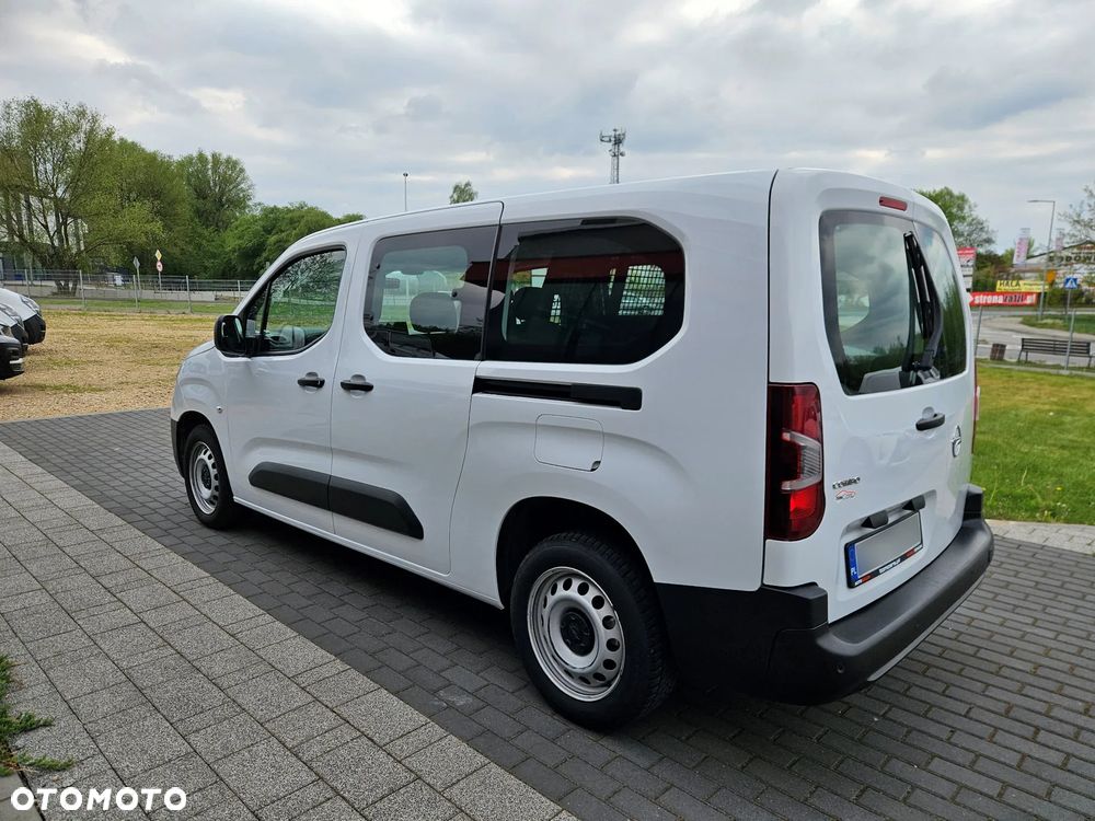 Opel Combo LONG 1.5 TURBO D 6 biegów - 4
