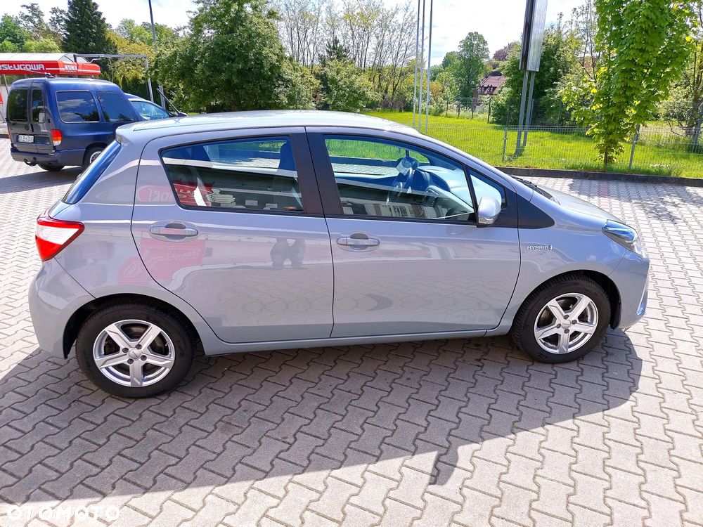 Toyota Yaris 1.5 VVT-i Selection - 4