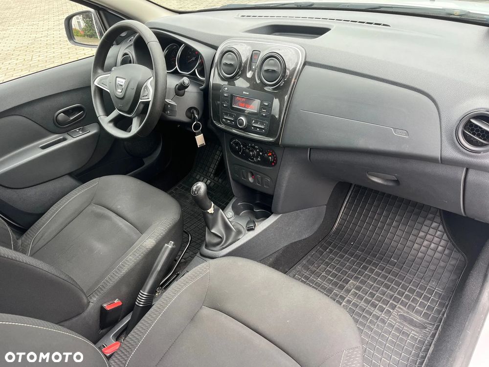 Dacia Sandero 0.9 TCe Laureate S&S - 13