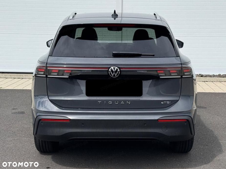 Volkswagen Tiguan - 7