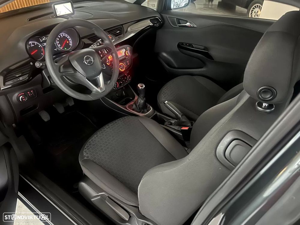 Opel Corsa 1.4 120 Anos - 33