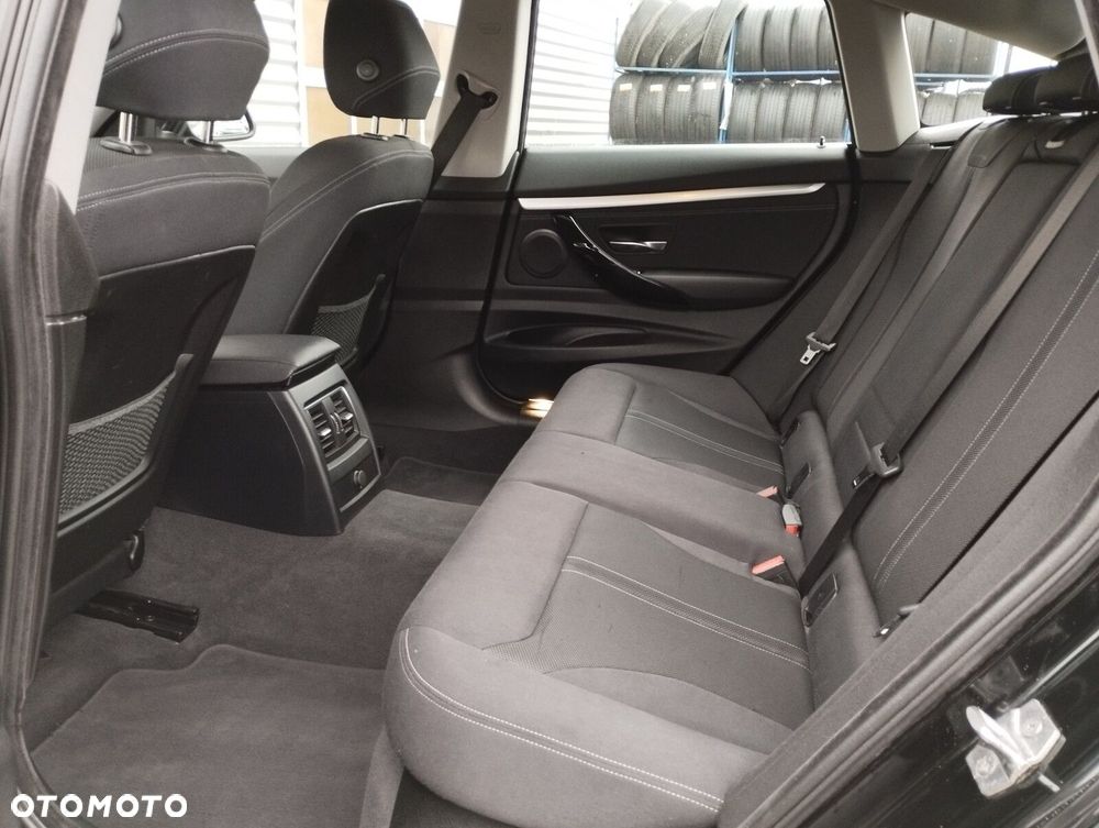 BMW 3GT 320i GPF Sport Line - 15