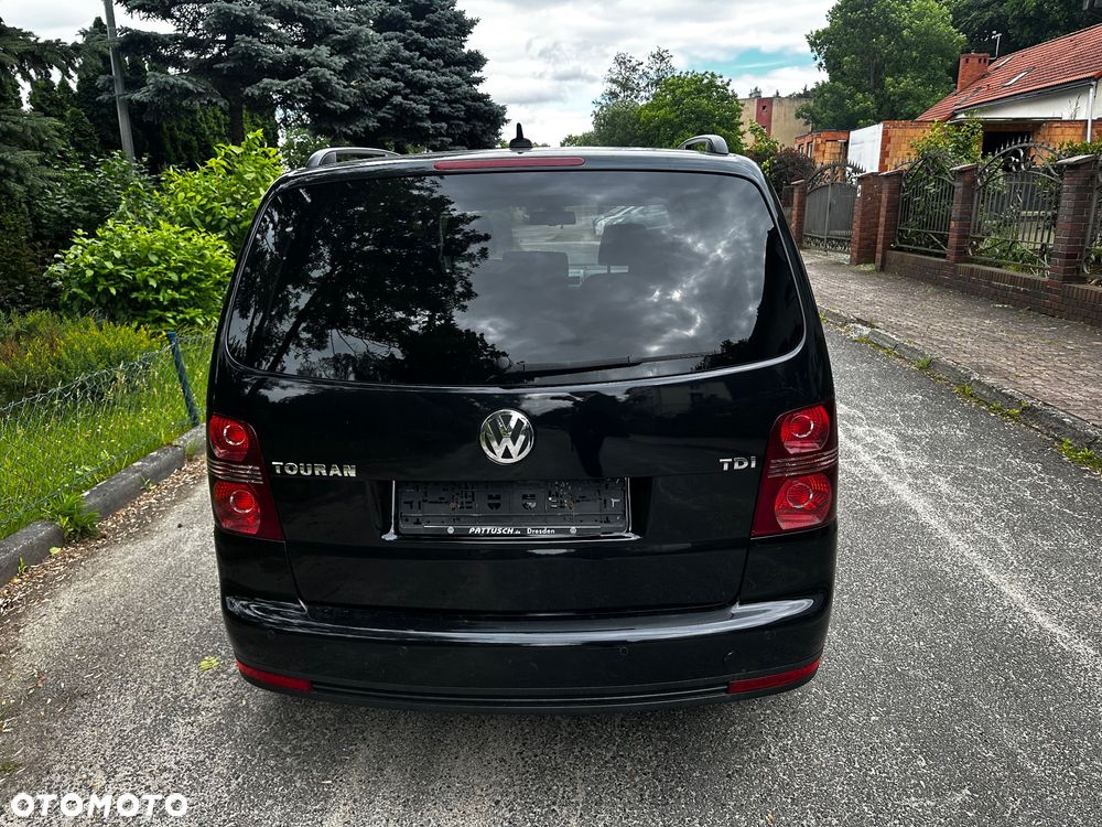 Volkswagen Touran 1.9 TDI DPF DSG Trendline - 10