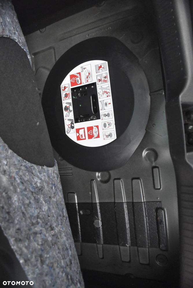 Renault Clio dCi 90 EDC Limited - 22