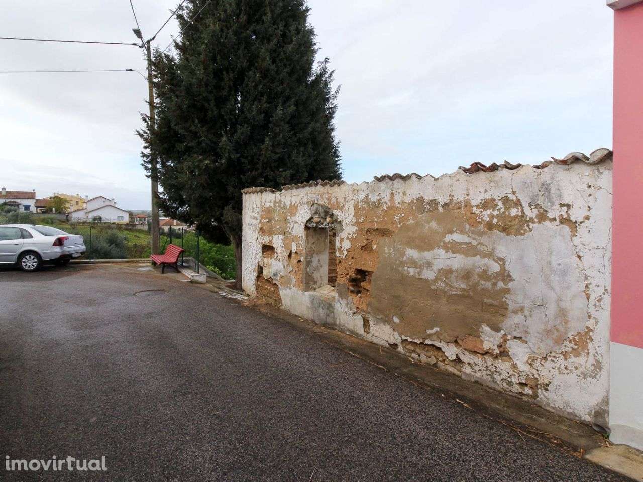 Moradia para Reconstruir, Zona Calma - Grande imagem: 4/11