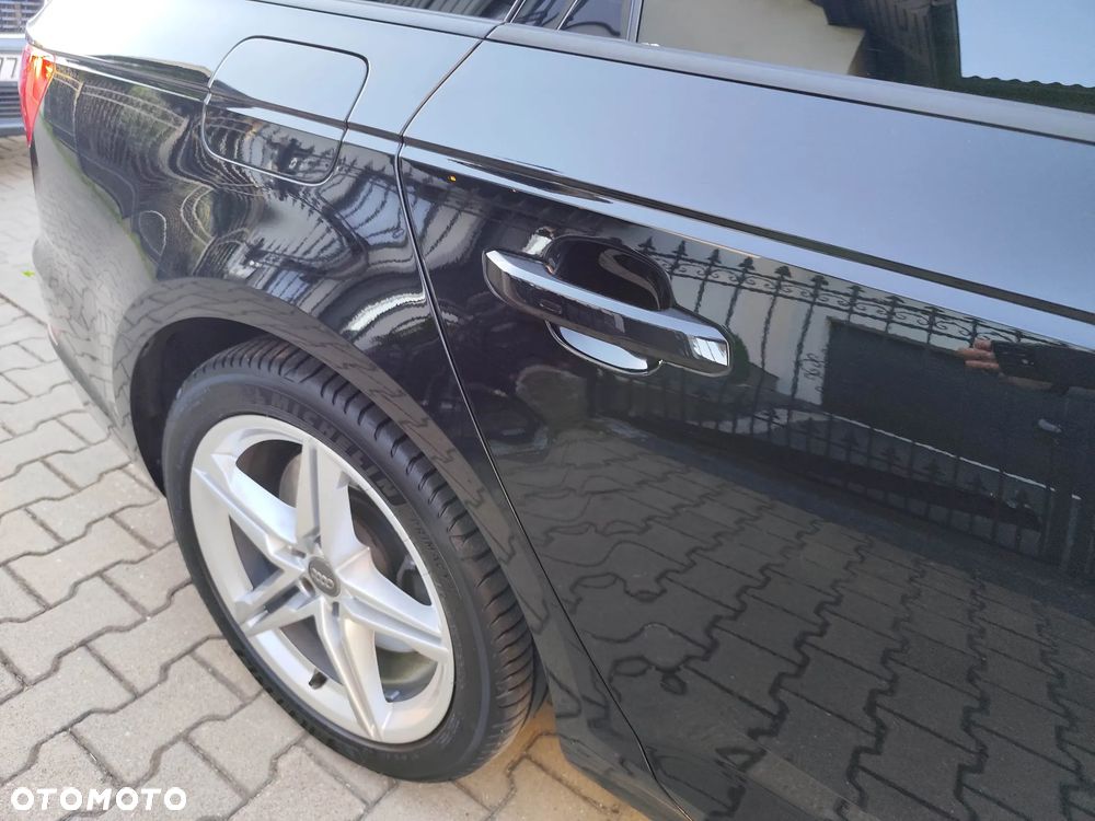 Audi A4 Avant 45 TFSI quattro S tronic - 22