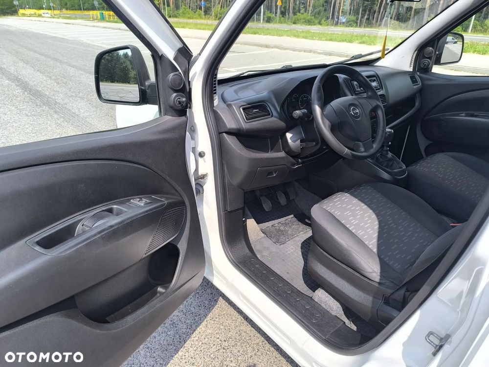 Opel Combo 1.6 CDTI Cosmo - 11
