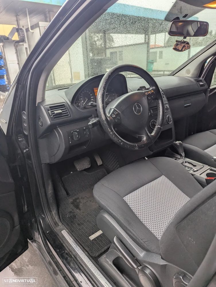 Mercedes-Benz A 150 Classic Automatic - 5