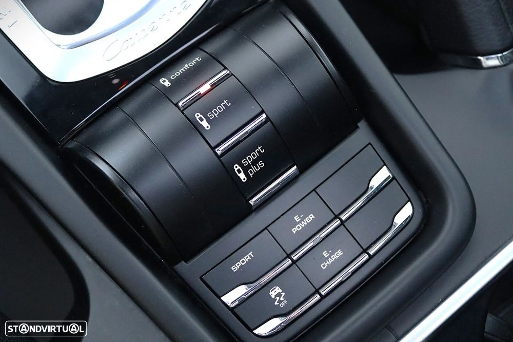 Porsche Cayenne S E-Hybrid - 30