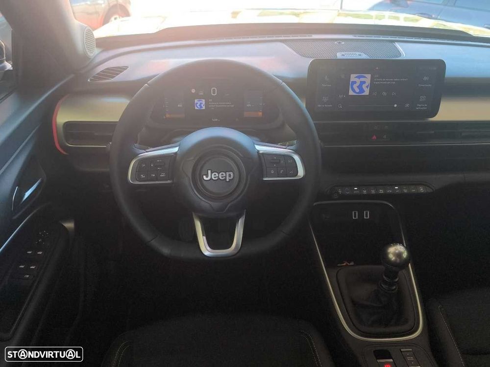 Jeep Avenger 1.2 GSE T3 Summit - 14