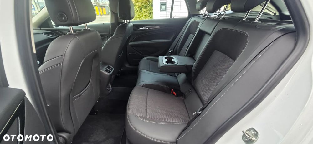 Opel Insignia 2.0 Business Innovation - 33