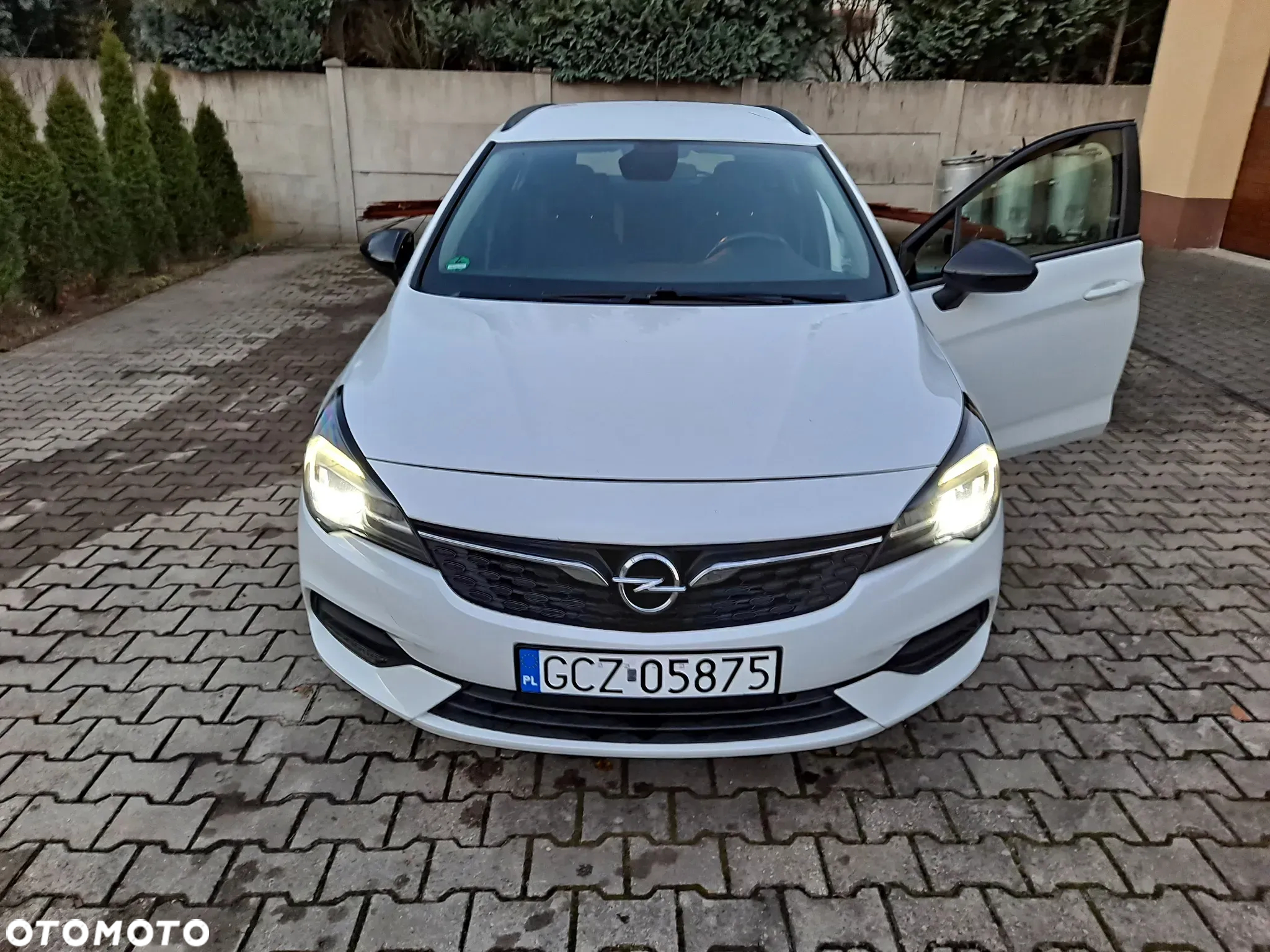 Opel Astra 1.5 D Start/Stop Sports Tourer Design&Tech - 2