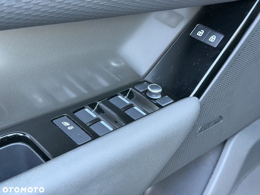 Land Rover Range Rover Velar 2.0 P250 SE - 13