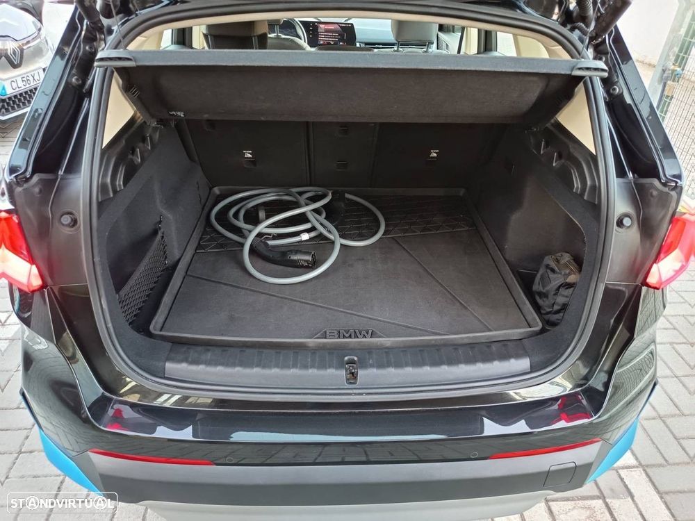 BMW iX1 xDrive30 - 27