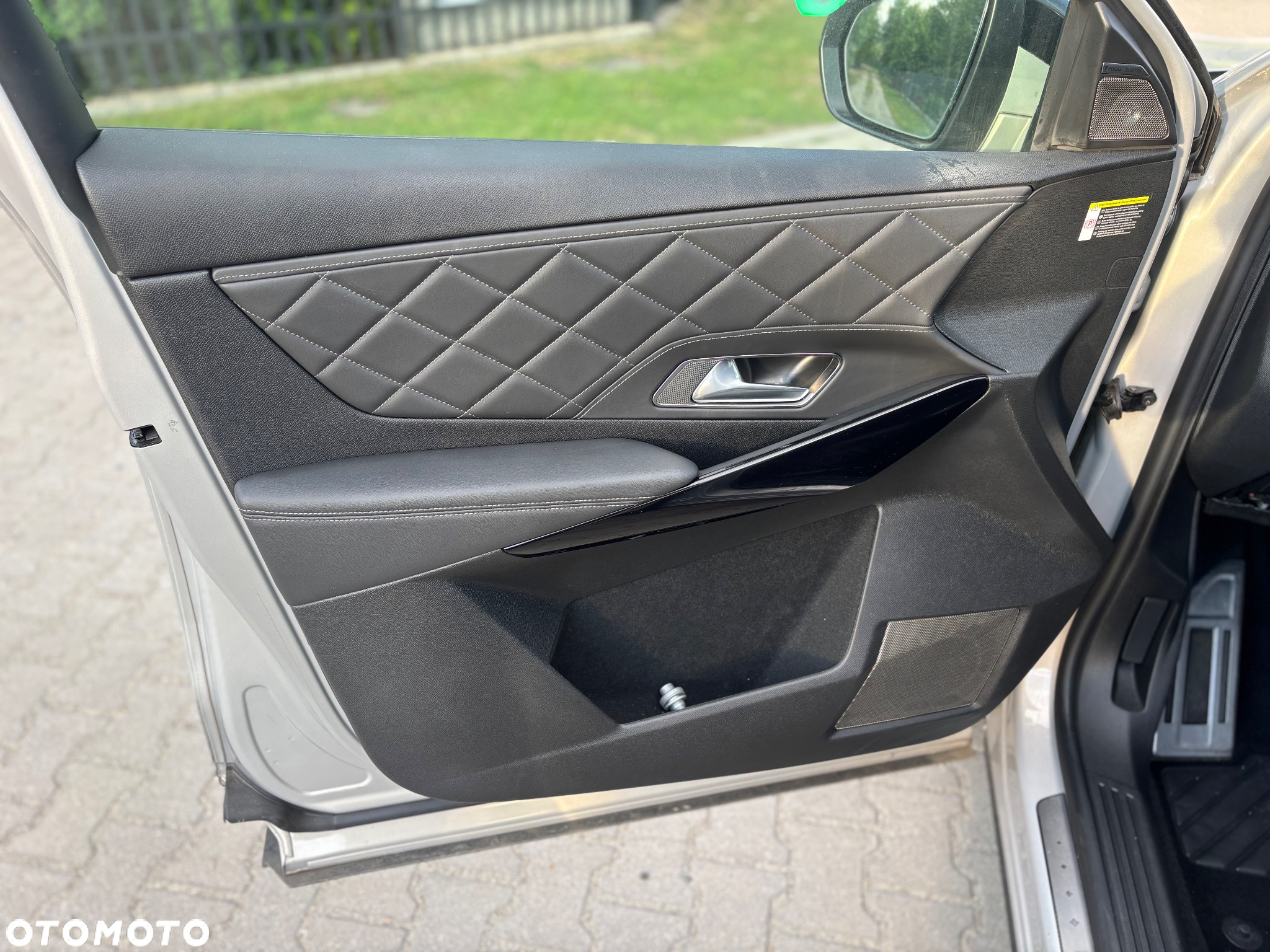 DS Automobiles DS 7 Crossback - 12