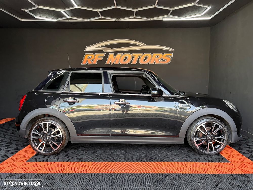 MINI 5 Portas Cooper D Aut. - 5