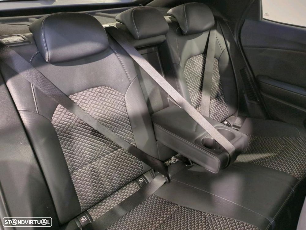 Kia XCeed 1.6 GDi PHEV Drive - 10