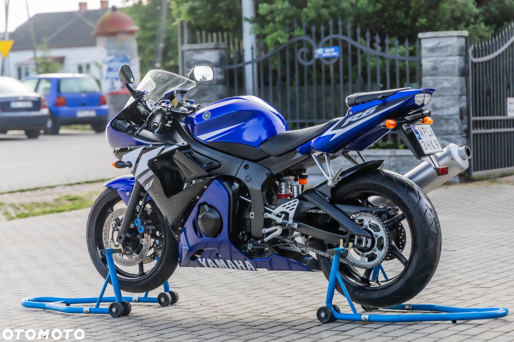Yamaha R6 - 6
