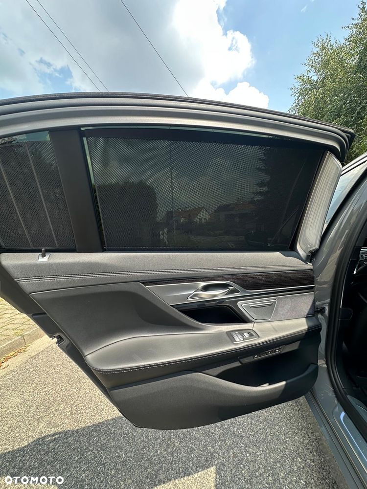 BMW Seria 7 740Ld xDrive - 15