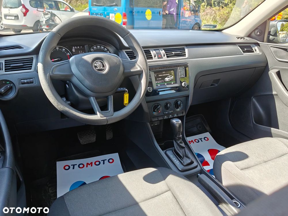 Skoda RAPID 1.2 TSI Ambition DSG - 6