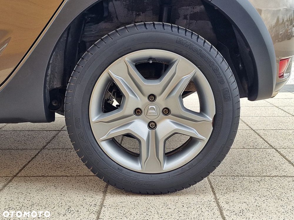 Dacia Sandero Stepway Blue dCi 95 Essential - 18