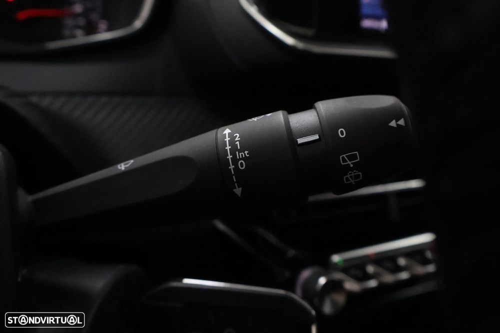 Peugeot 208 1.2 PureTech Active Pack - 19