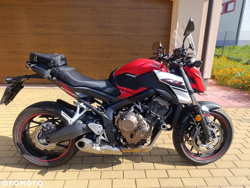 Honda CB - 2