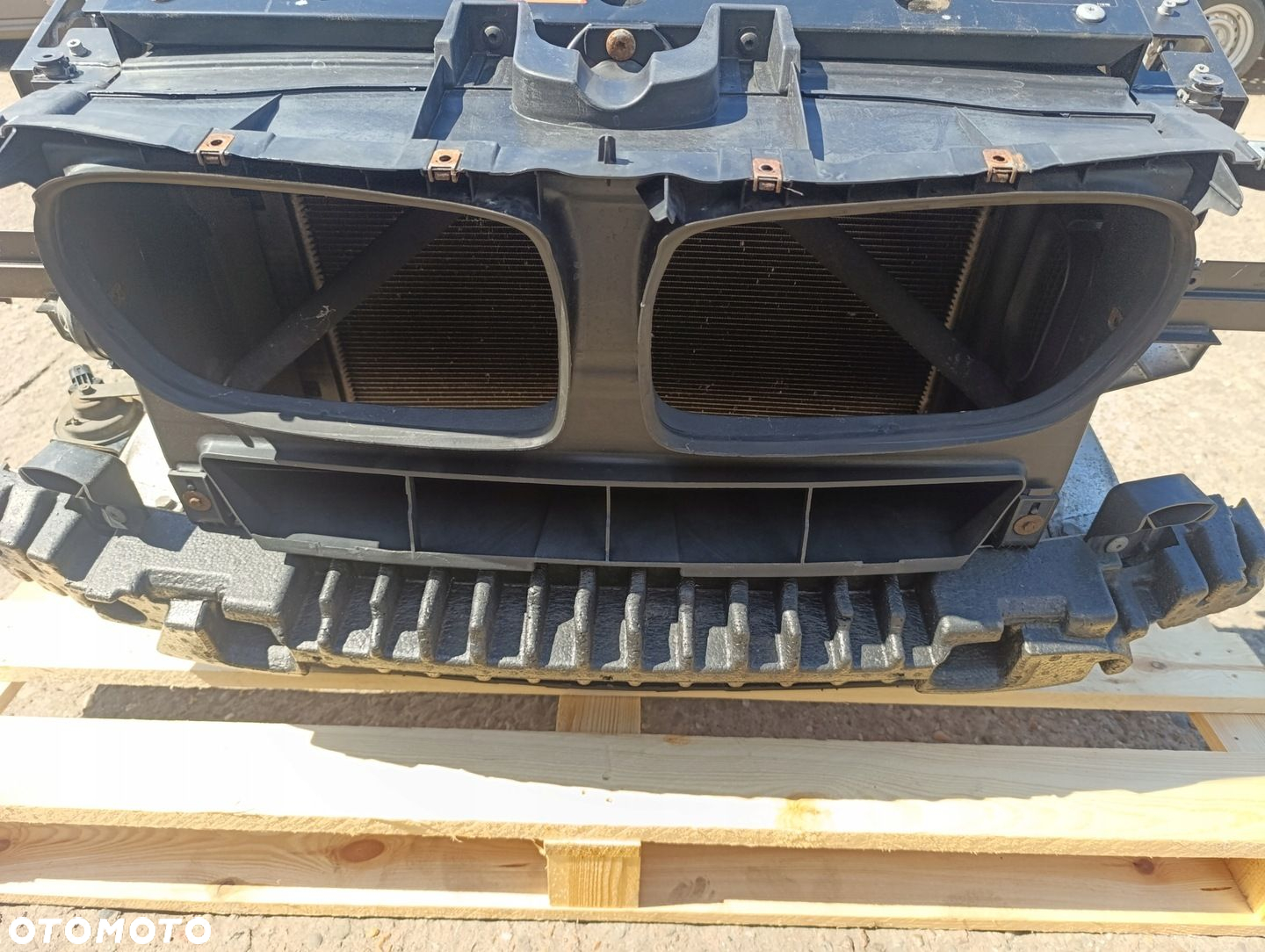 BMW F25 X3 PAS PRZEDNI CHŁODNICE 2.0D N47 AUTOMAT KOMPLETNY - 6