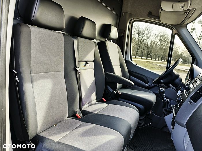Volkswagen Crafter - 38