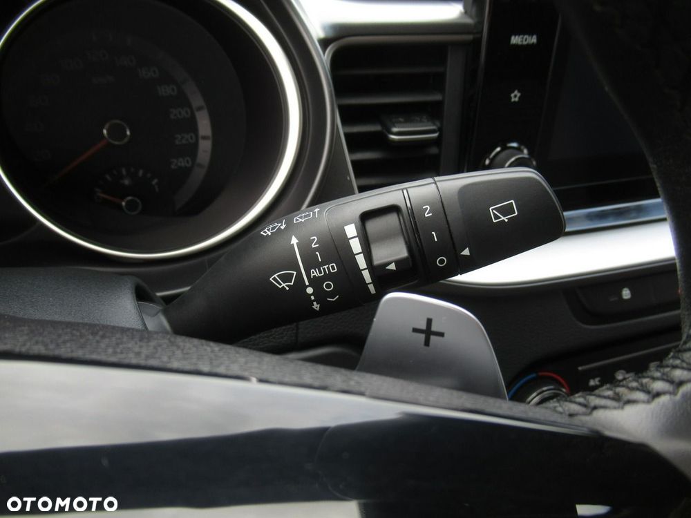 Kia Ceed 1.5 T-GDI M DCT - 15