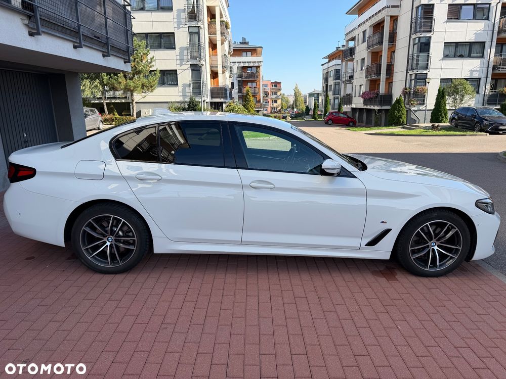 BMW Seria 5 520d xDrive M Sport sport - 4