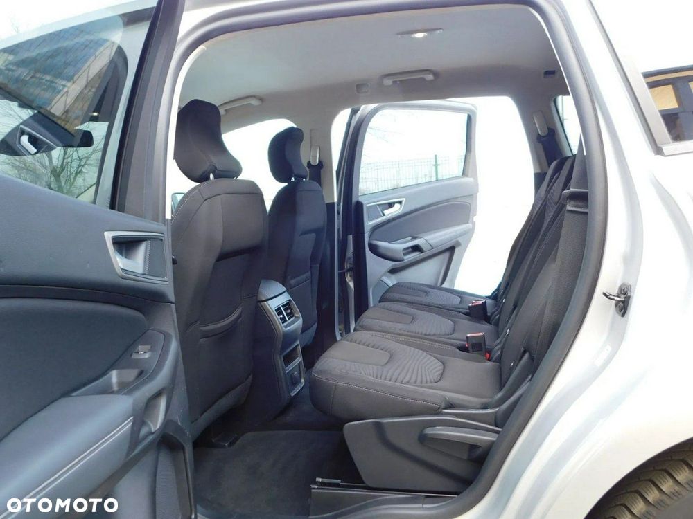 Ford S-Max - 14