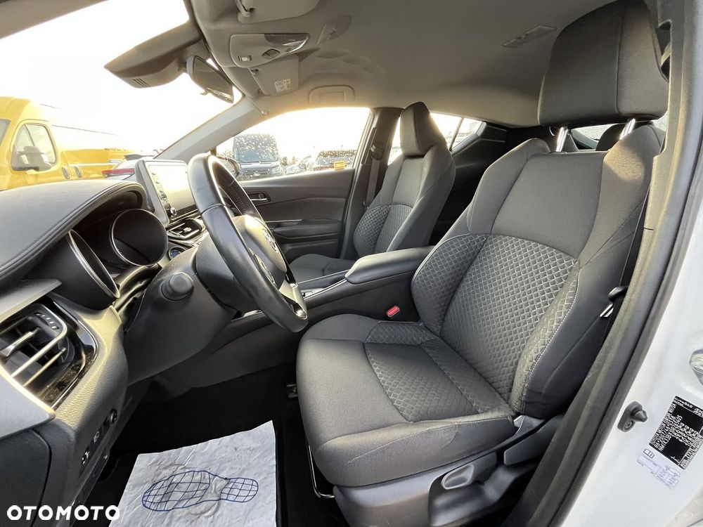 Toyota C-HR 1.8 Hybrid GPF Comfort - 28