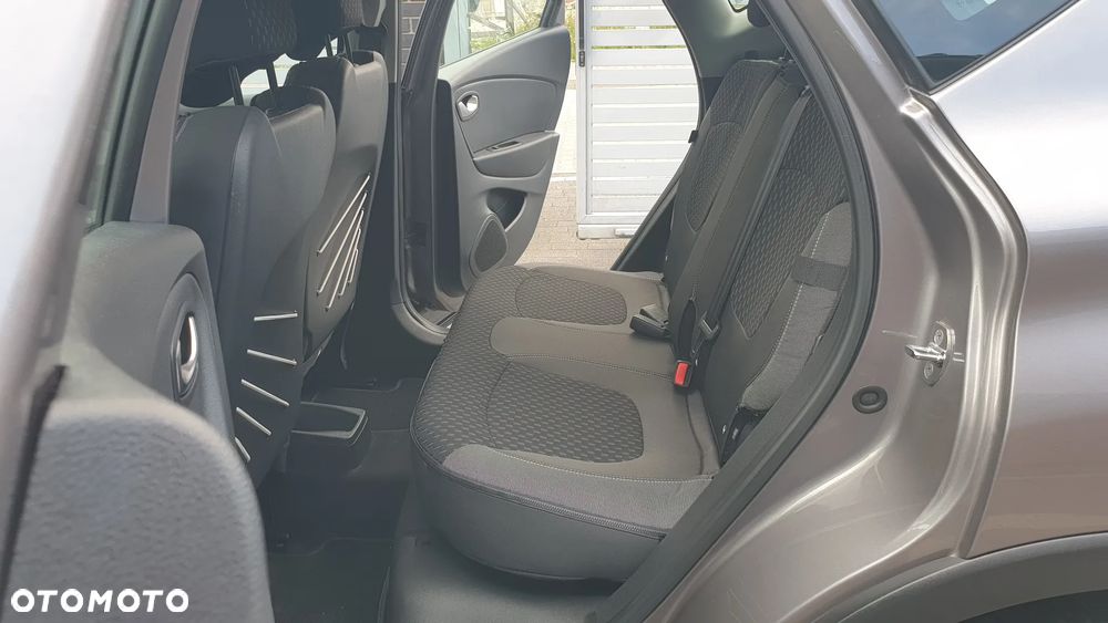 Renault Captur TCe 100 BUSINESS EDITION - 18