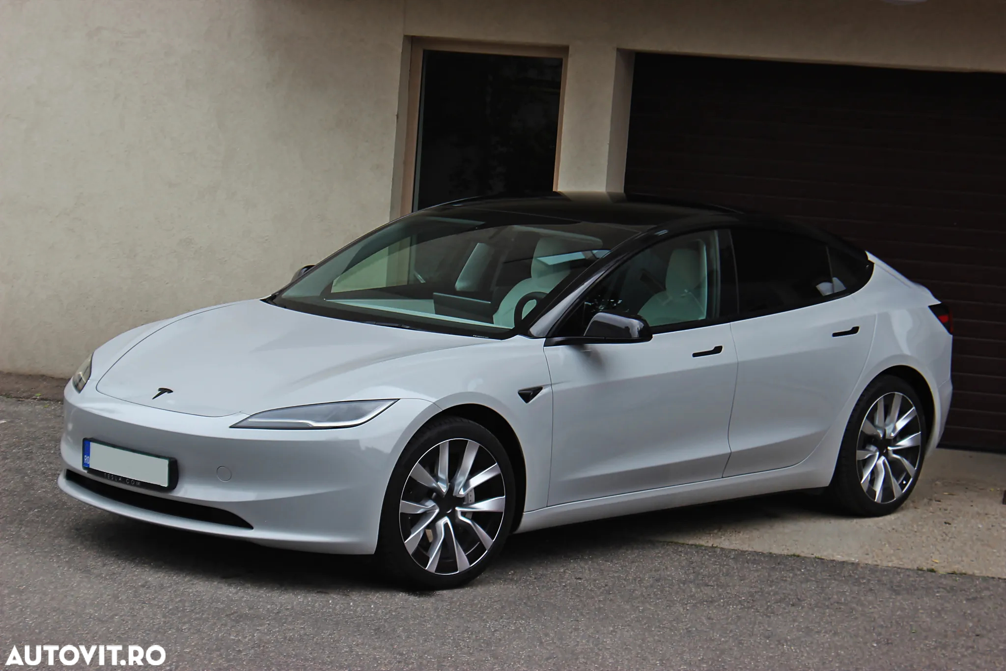 Tesla Model 3 AWD Long Range - 12