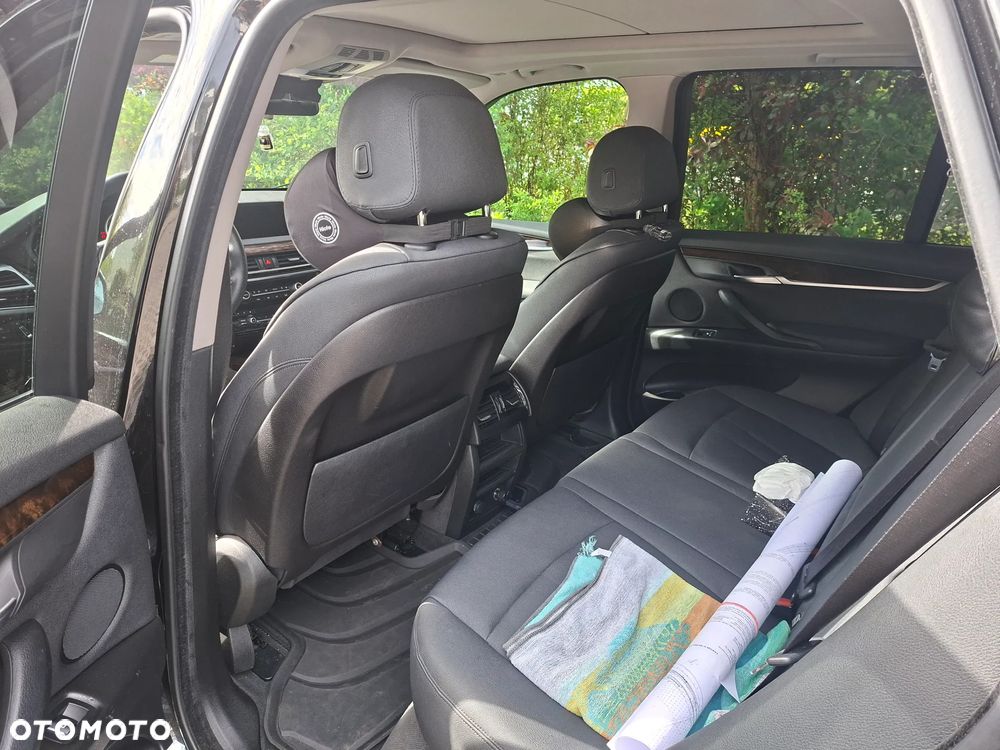 BMW X5 xDrive30d Sport-Aut - 7
