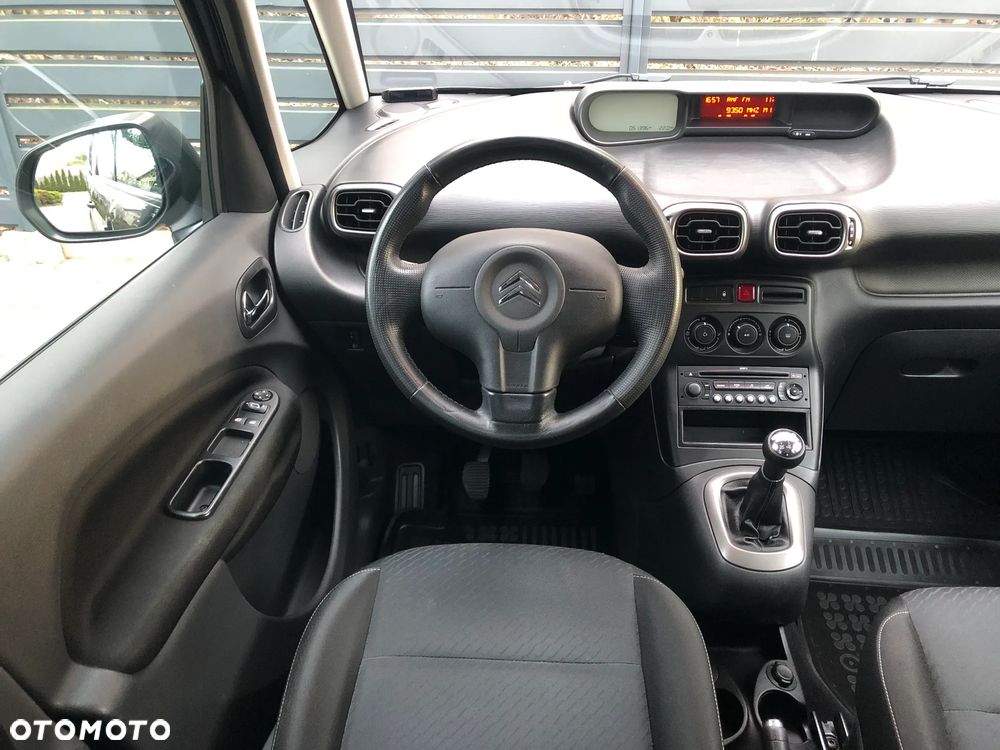 Citroën C3 Picasso 1.4i Attraction - 11