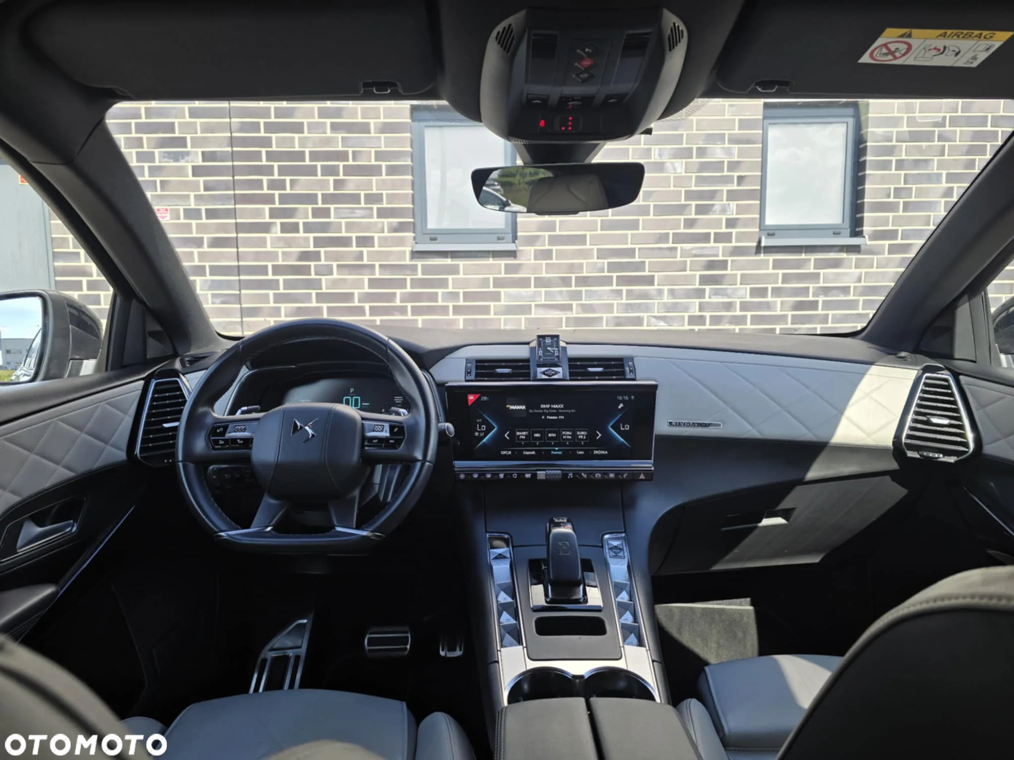 DS Automobiles DS 7 Crossback - 32