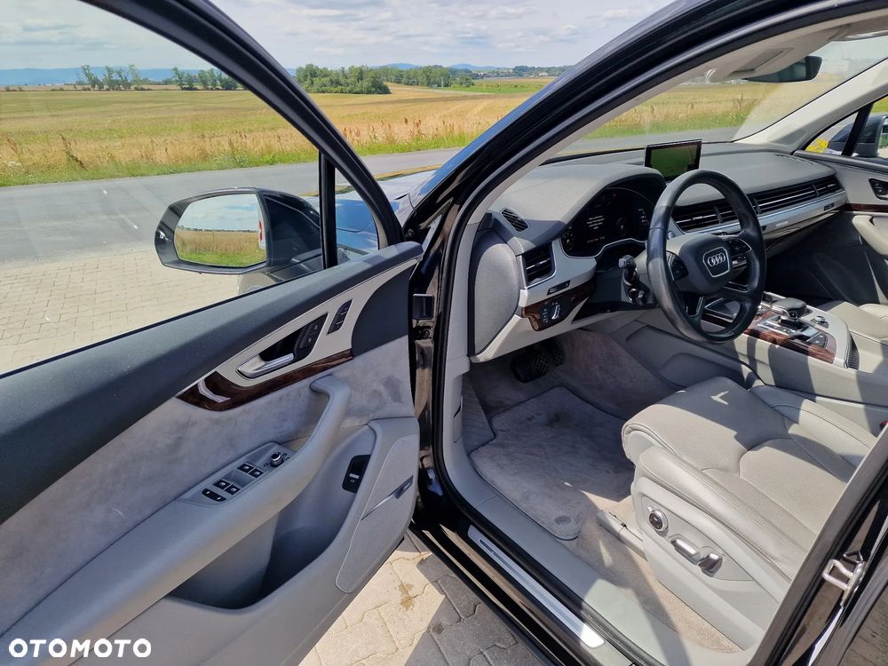 Audi Q7 3.0 TDI Quattro Tiptronic - 16