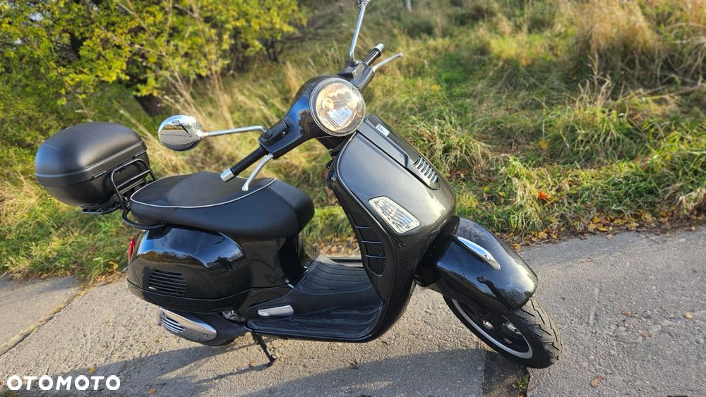 Piaggio Vespa - 3