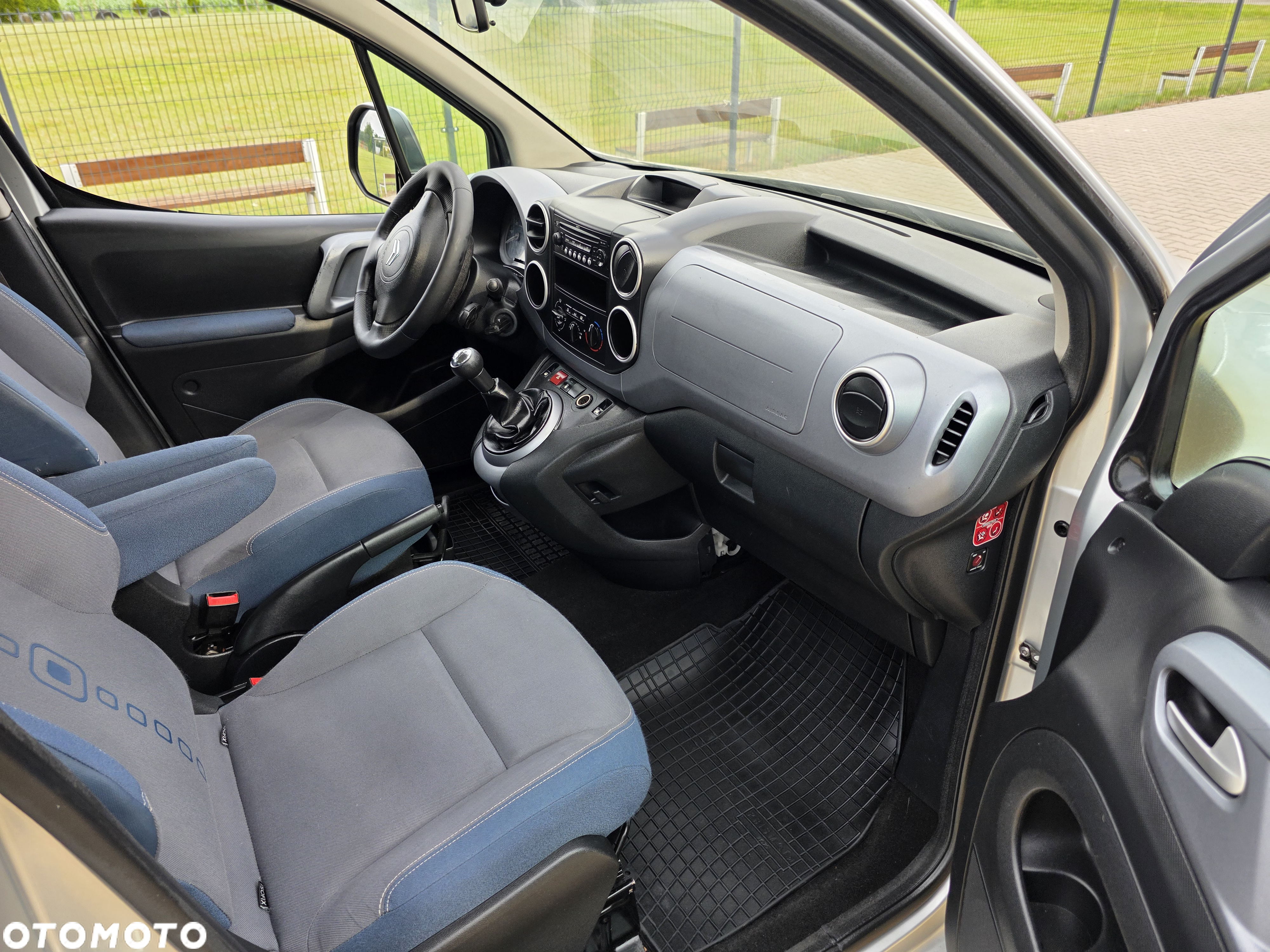 Citroën Berlingo II 1.6 HDi Multispace - 12